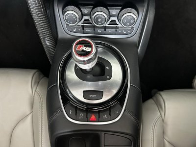 Audi R8 Spyder Quattro 52 V10 FSI BV S-tronic 525 ch Garantie 12 mois - 20