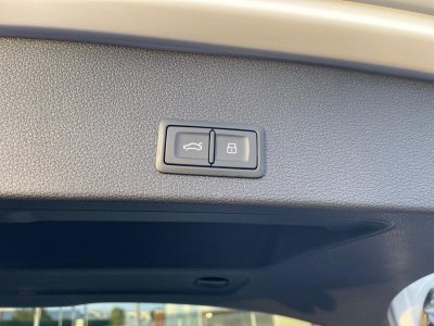 Audi Q2 35 TDI 150ch Design quattro S tronic 7   - 13