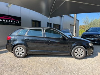 Audi A3 Sportback 16 TDI 105 FAP Ambition Luxe / Distribution a jour   - 8