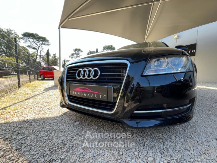 Audi A3 Sportback 16 TDI 105 FAP Ambition Luxe / Distribution a jour - 12