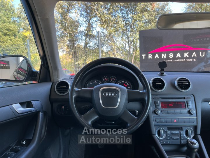 Audi A3 Sportback 16 TDI 105 FAP Ambition Luxe / Distribution a jour - 23