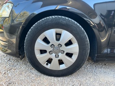 Audi A3 Sportback 16 TDI 105 FAP Ambition Luxe / Distribution a jour   - 40