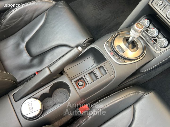 Audi R8 Spyder 52 v10 fsi 525 r-tronic - 6