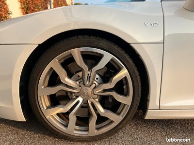 Audi R8 Spyder 52 v10 fsi 525 r-tronic   - 9