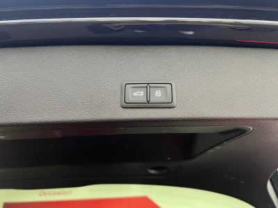 Audi Q2 35 TFSI 150 S tronic 7 S line   - 11