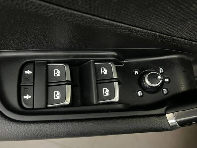 Audi Q2 35 TFSI 150 S tronic 7 S line   - 17