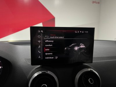 Audi Q2 35 TFSI 150 S tronic 7 S line   - 48