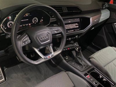 Audi Q3 Sportback 35 TFSI 150 ch S tronic 7 S line   - 12