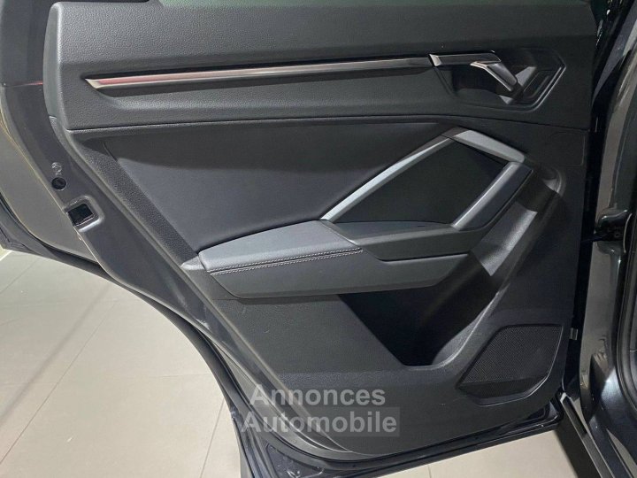 Audi Q3 Sportback 35 TFSI 150 ch S tronic 7 S line - 27