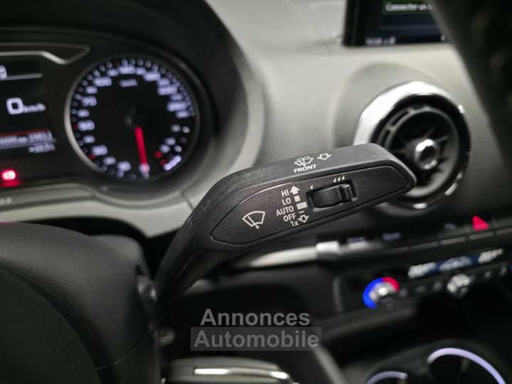 Audi A3 Cabriolet 15 35 TFSI 150 BV S-Tronic 7 S Line - 35