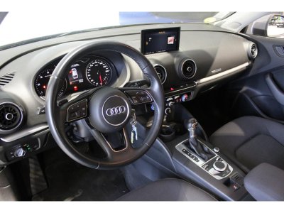 Audi A3 Sportback 20 TDI - 150 - BV S-Tronic 7 8V Business Line PHASE 2   - 9