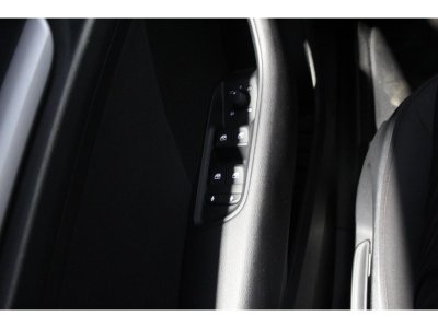 Audi A3 Sportback 20 TDI - 150 - BV S-Tronic 7 8V Business Line PHASE 2   - 12