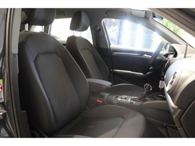 Audi A3 Sportback 20 TDI - 150 - BV S-Tronic 7 8V Business Line PHASE 2   - 14