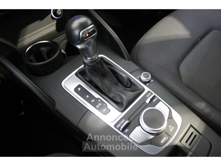 Audi A3 Sportback 20 TDI - 150 - BV S-Tronic 7 8V Business Line PHASE 2 - 16