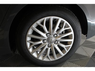 Audi A3 Sportback 20 TDI - 150 - BV S-Tronic 7 8V Business Line PHASE 2   - 28