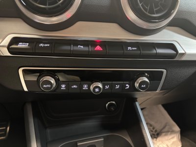 Audi Q2 35 TFSI 150 S tronic 7 S line / 1 ÈRE MAIN / Apple CarPlay / Toit Ouvrant   - 25