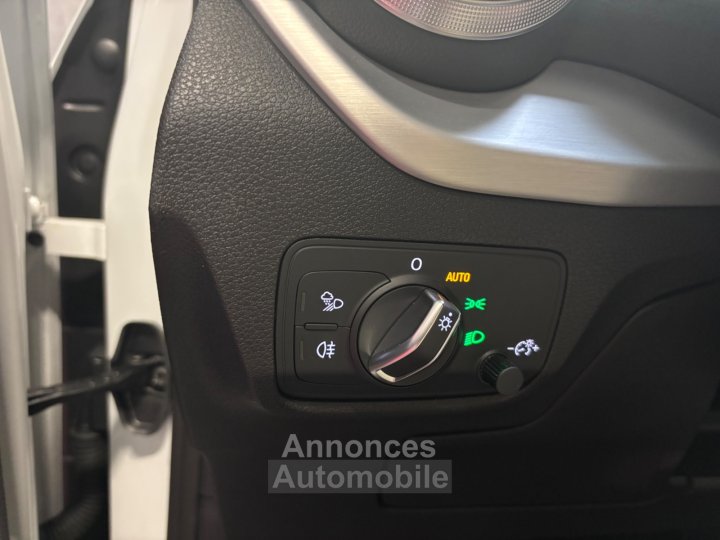 Audi Q2 35 TFSI 150 S tronic 7 S line / 1 ÈRE MAIN / Apple CarPlay / Toit Ouvrant - 29