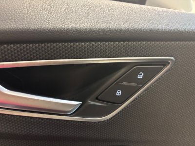 Audi Q2 35 TFSI 150 S tronic 7 S line / 1 ÈRE MAIN / Apple CarPlay / Toit Ouvrant   - 30