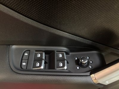 Audi Q2 35 TFSI 150 S tronic 7 S line / 1 ÈRE MAIN / Apple CarPlay / Toit Ouvrant   - 31