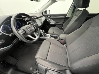 Audi Q3 35 TFSI 150 ch S tronic 7 Business line   - 9