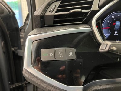 Audi Q3 35 TFSI 150 ch S tronic 7 Business line   - 31