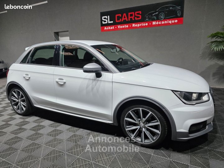 Audi A1 10 TFSI 95ch Ultra Style - 1