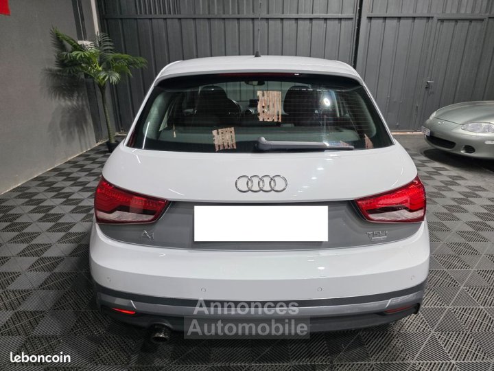 Audi A1 10 TFSI 95ch Ultra Style - 4