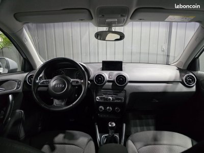 Audi A1 10 TFSI 95ch Ultra Style   - 5