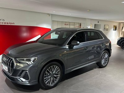 Audi Q3 35 TFSI 150 ch S tronic 7 S line   - 1