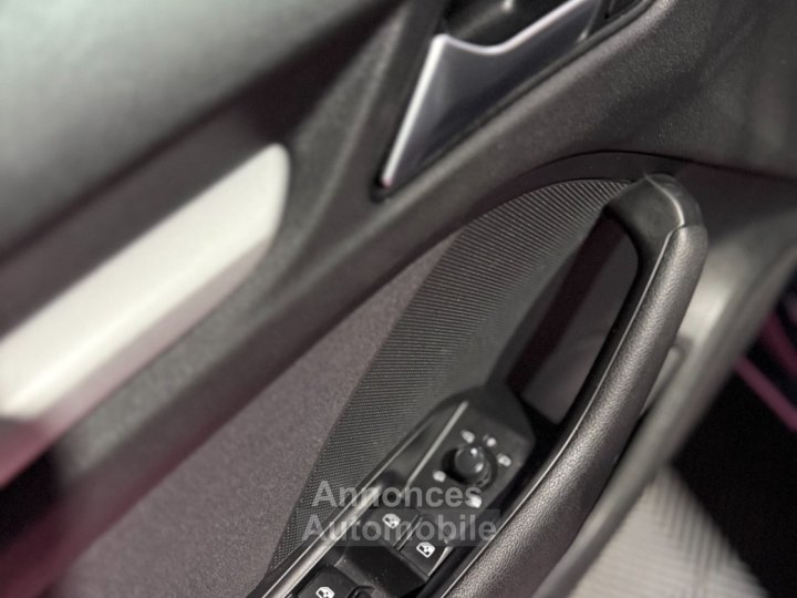 Audi A3 Sportback 20 tdi 150 s tronic 6 design luxe - 14
