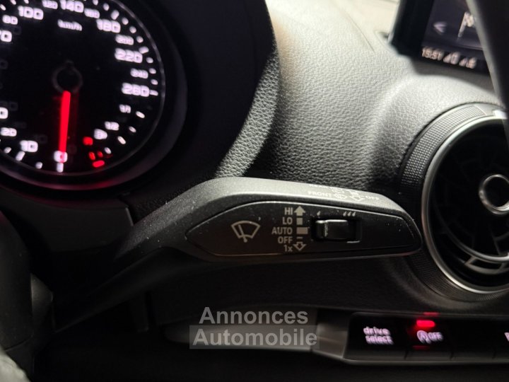 Audi A3 Sportback 20 tdi 150 s tronic 6 design luxe - 24