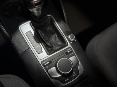 Audi A3 Sportback 20 tdi 150 s tronic 6 design luxe   - 30