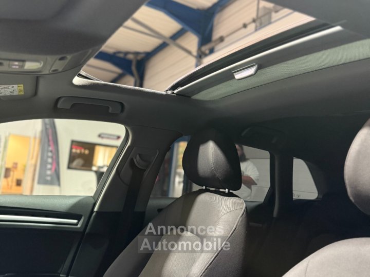 Audi A3 Sportback 20 tdi 150 s tronic 6 design luxe - 31