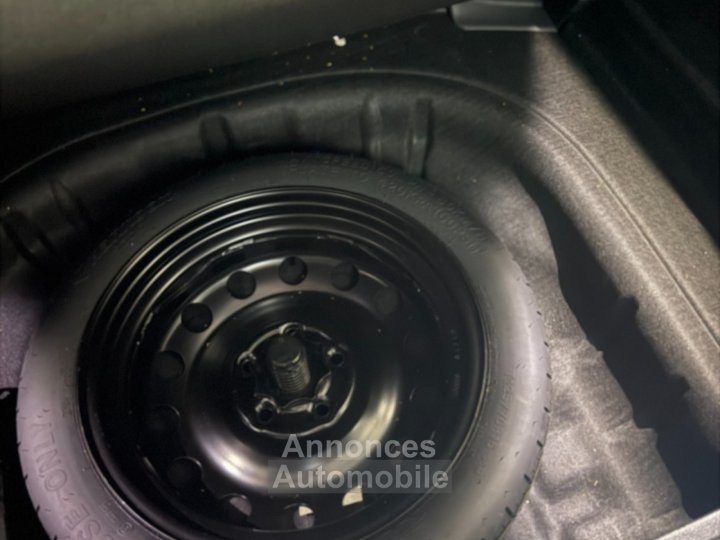 Audi A3 Sportback 20 tdi 150 s tronic 6 design luxe - 32