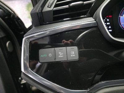 Audi Q3 Quattro 20 35 TDI - 150 S Line   - 29