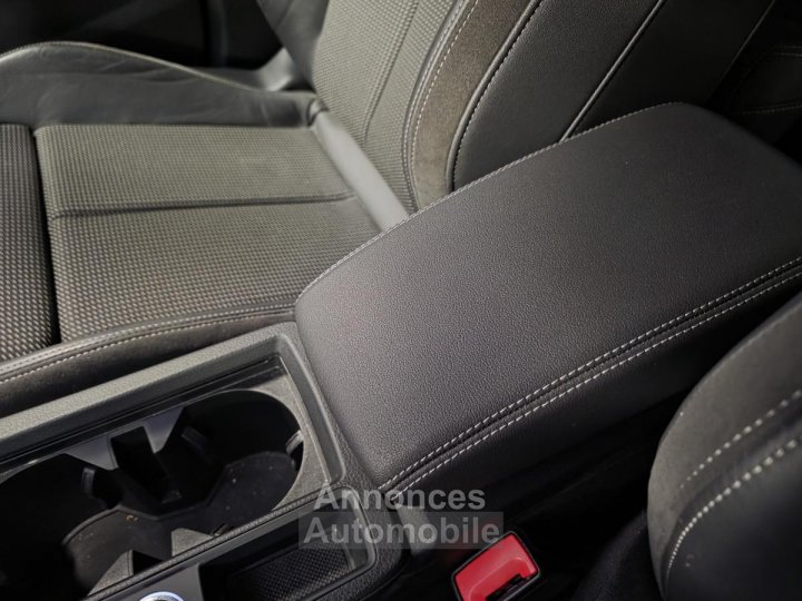 Audi Q3 Quattro 20 35 TDI - 150 S Line - 32