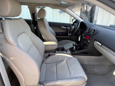 Audi A3 Quattro 20 TDI - 140 8P 2005 COUPE Ambition Luxe PHASE 1   - 10