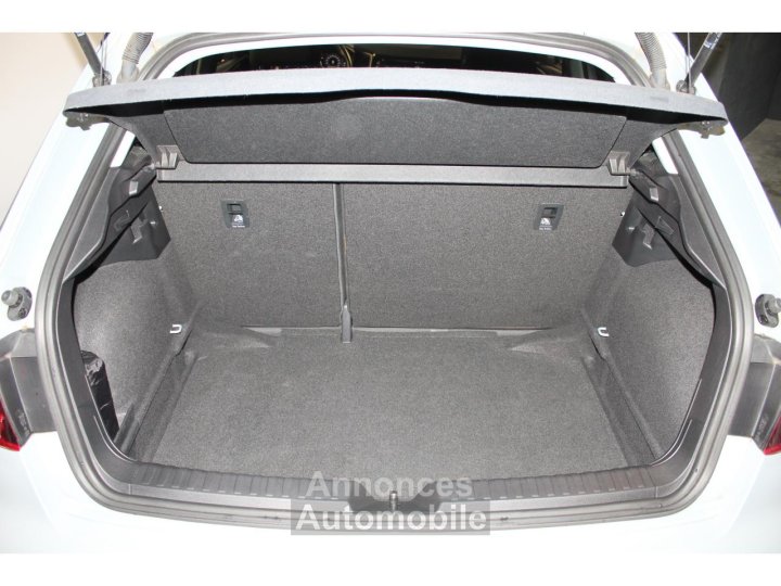 Audi A1 Sportback Allstreet 10 30 TFSI 110ch - Suivie - 21