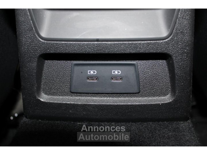 Audi A3 Sportback 15 35 TFSI 150 BV S-Tronic S line Parfait État - 24