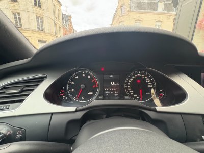 Audi A4 Avant N1 20 TFSI 211 S LINE / SIEGES CHAUFFANTS / BLUETOOTH   - 19