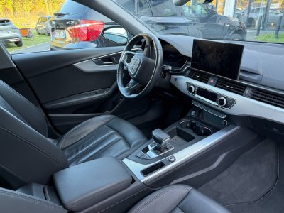 Audi A4 Avant 35 TDI 163 S tronic 7 Avus   - 16