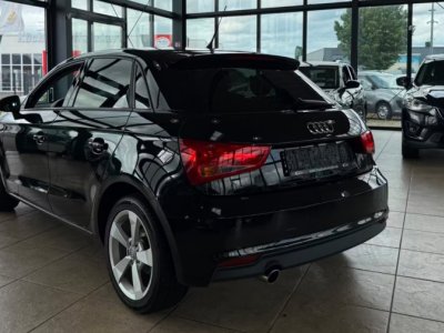 Audi A1 Sportback (2) 14 TDI ULTRA 90 AMBITION S TRONIC   - 3