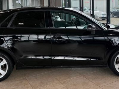 Audi A1 Sportback (2) 14 TDI ULTRA 90 AMBITION S TRONIC   - 5