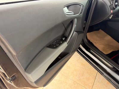 Audi A1 Sportback (2) 14 TDI ULTRA 90 AMBITION S TRONIC   - 6