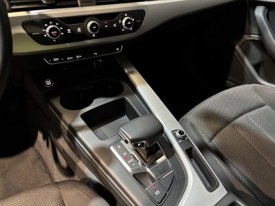 Audi A4 Avant (4) 30 TDI 136 S tronic Business Line 1ere Main   - 21