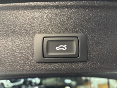 Audi A4 Avant (4) 30 TDI 136 S tronic Business Line 1ere Main   - 23