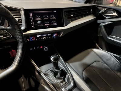 Audi A1 Sportback (2) 20 TFSI 200 ch S line 1ere Main - 17