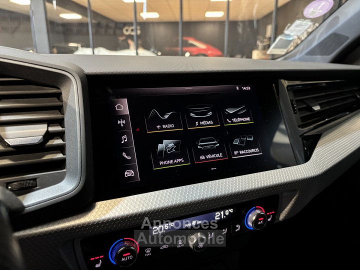 Audi A1 Sportback (2) 20 TFSI 200 ch S line 1ere Main - 18