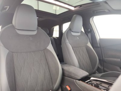 Audi Q3 HYBRIDE e-hybrid 272 ch S tronic 6 S line   - 9