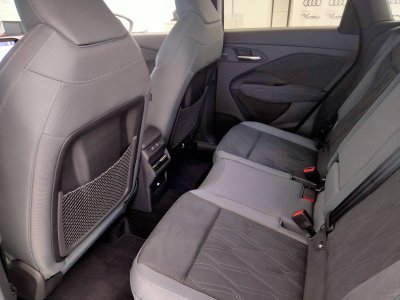 Audi Q3 HYBRIDE e-hybrid 272 ch S tronic 6 S line   - 10